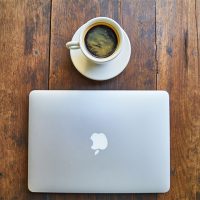 OLED屏无望！苹果新款MacBook Air将拥抱TFT LCD屏幕