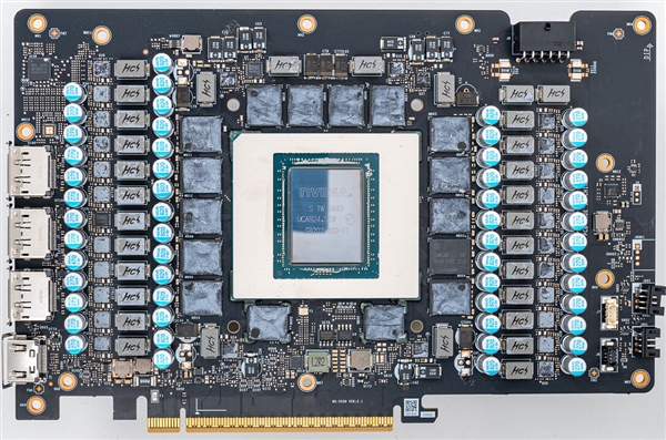 RTX 50利润全被NVIDIA榨干!原价买完全不可能