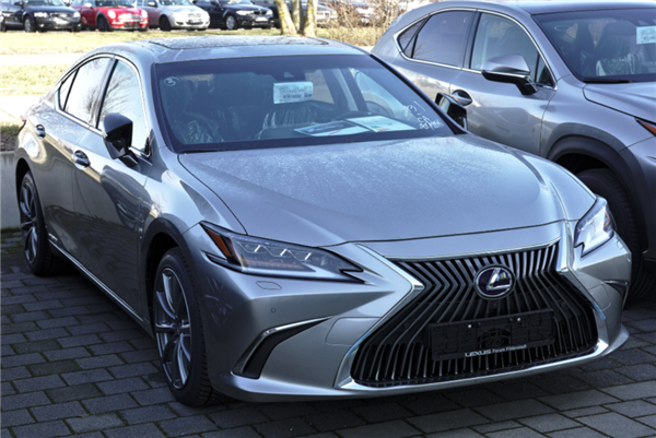 国产雷克萨斯终于来了 但我怀疑丰田在赌