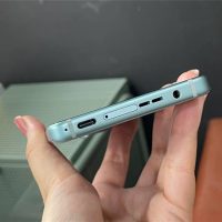 蛇年第一款Ultra惊现3.5mm耳机孔！华硕Zenfone 12 Ultra图赏
