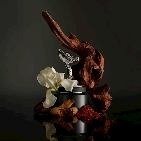 “金钱的味道!”劳斯莱斯推出沉浸式奢华香氛