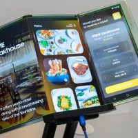 三星首款三折叠手机 Galaxy G Fold 被曝成独立旗舰，2026 年 1 月单独发布