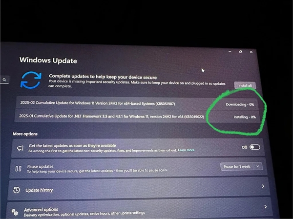 别急着更新！微软Win11新补丁问题不少：文件资源管理器崩溃、安装失败