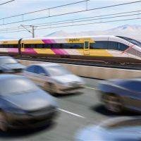 马斯克：中国高铁令人惊叹 美国铁路则令人尴尬