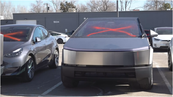 成全民公敌！马斯克暴力裁员惹众怒：美国U型锁砸向特斯拉