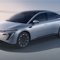 丰田、日产们终于想通了 开始搞国产车换壳了