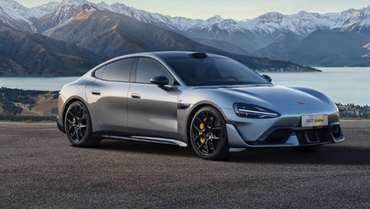 年纪最小的小米SU7 Ultra车主才读高二 打破年龄壁垒