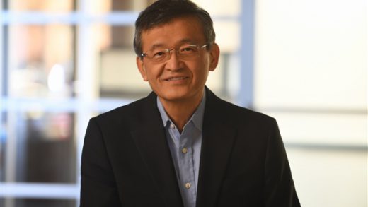 成立57年第一次！Intel为何会选择一位美籍华人CEO