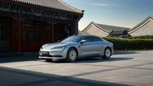 比亚迪首款百万级轿车！仰望U7官宣3月27日上市：纯电/插混齐发