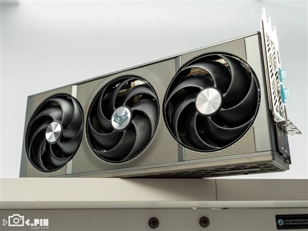 性能比肩4090? NVIDIA没做到的事 让AMD干了