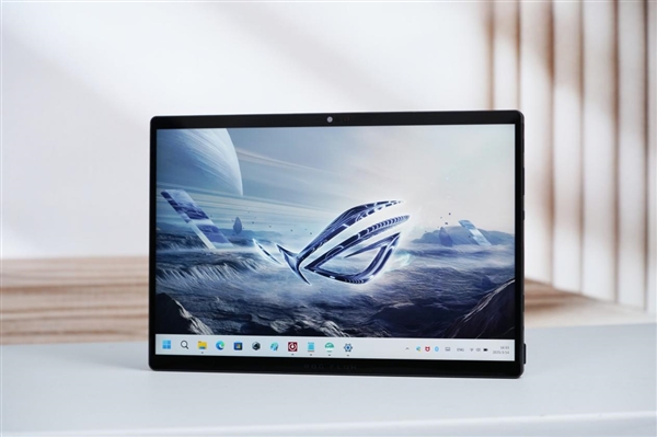 最强全能二合一笔记本！ROG幻X 2025图赏