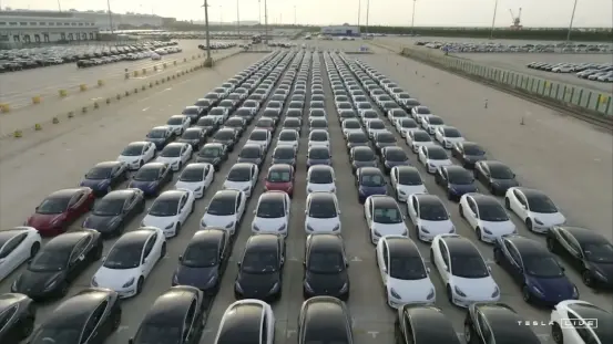 马斯克员工大会讲话十大看点：5秒造车、人形机器人量产、全球最低成本锂电池