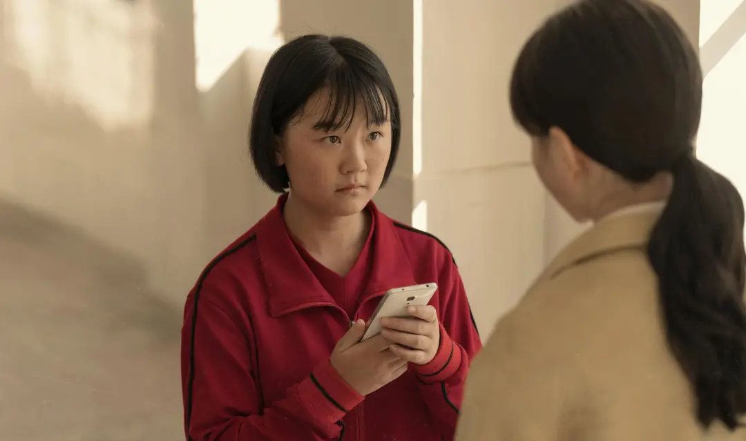 学生禁玩手机，催生地下市场