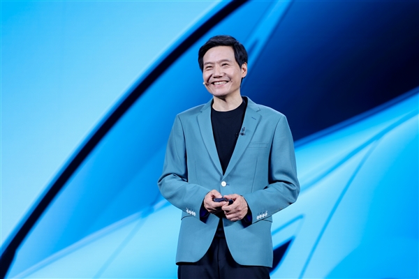 永久承诺硬件综合毛利率不超过5% 雷军:我们克制了贪婪 只挣一点点