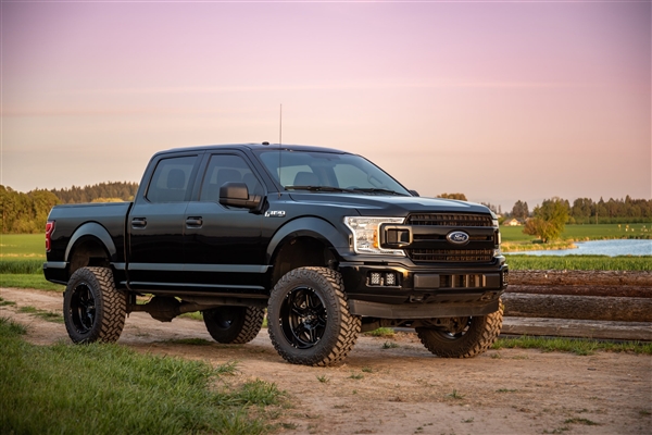 美国将对进口汽车征收25%关税 期限永久