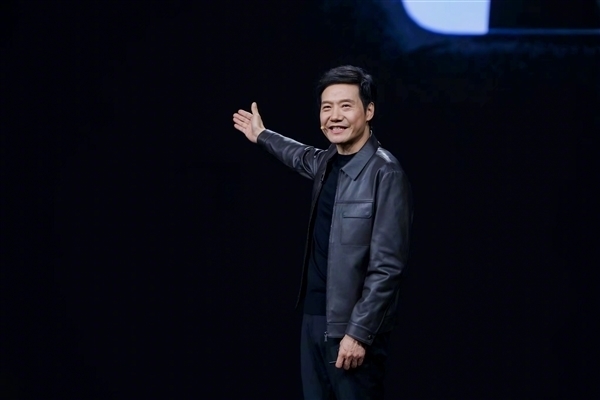 雷军发文纪念小米创业15周年：这只是开始 会继续努力