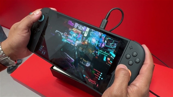 《赛博朋克2077》Switch 2版试玩：30帧、画面还行