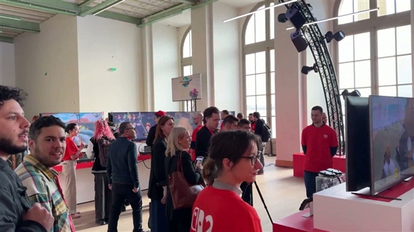 《赛博朋克2077》Switch 2版试玩：30帧、画面还行