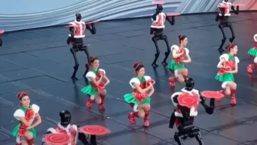 英媒：在人形机器人领域中国已占据上风 但美国仍有优势