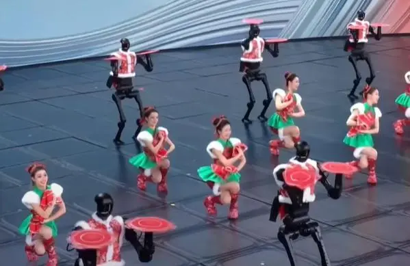 英媒：在人形机器人领域中国已占据上风 但美国仍有优势