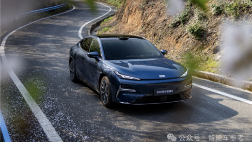 杭州版大奔14万开卖！百公里3个油 送行政座椅