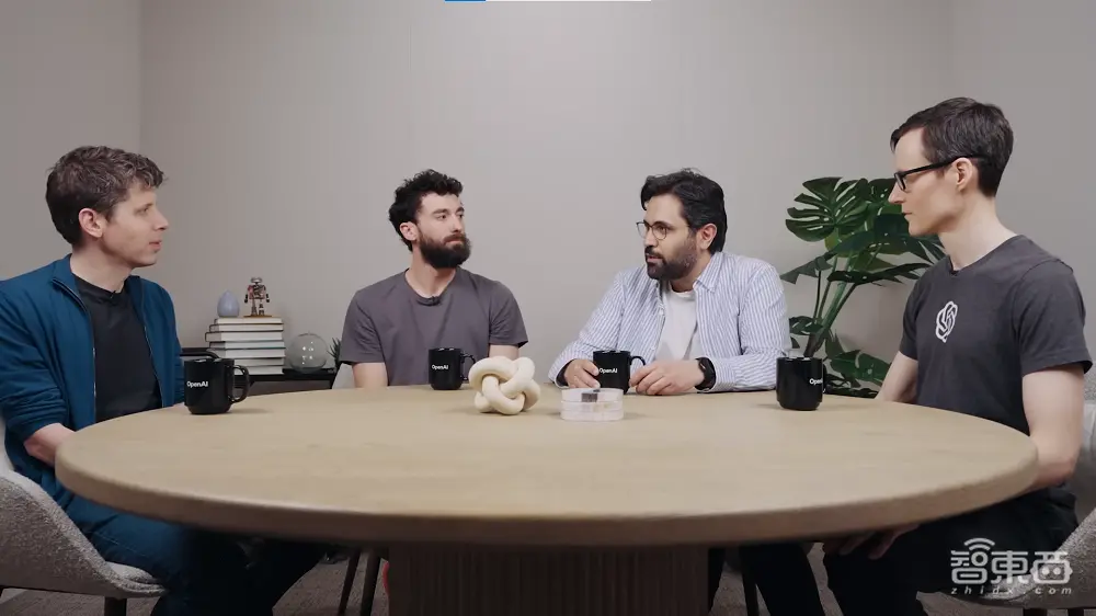 OpenAI揭秘GPT-4.5训练:10万块GPU几乎全员上阵 出现“灾难性问题”