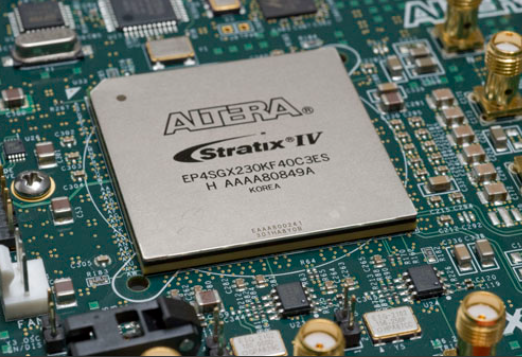 Intel新CEO陈立武第一刀！卖掉Altera 51％股份 收购10年缩水一半