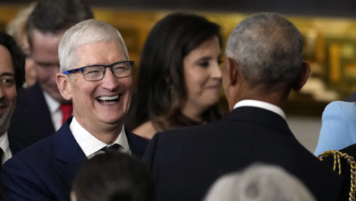 特朗普豁免对iPhone的关税后苹果重返3万亿美元市值