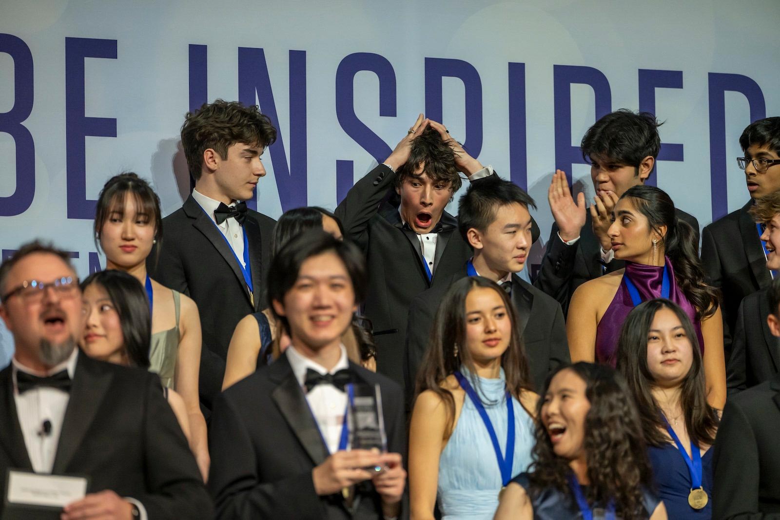 高中生开发的机器学习模型发现了150万个未知宇宙物体