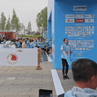 完赛率不到一半！机器人「跑远」难，首届马拉松有何意义？