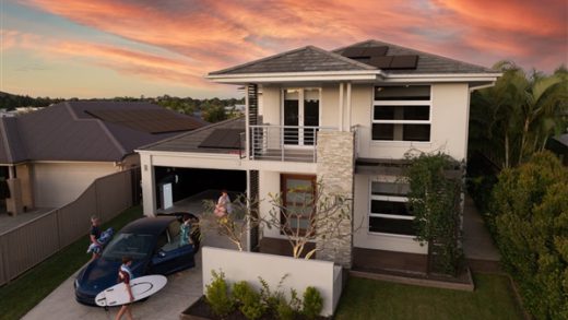 马斯克：明年将有数百万辆特斯拉实现完全自动驾驶