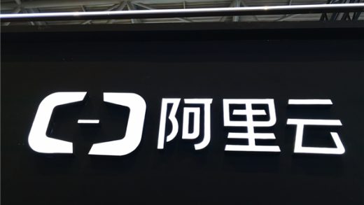 上线仅7天！阿里通义千问3强势登顶全球开源模型宝座