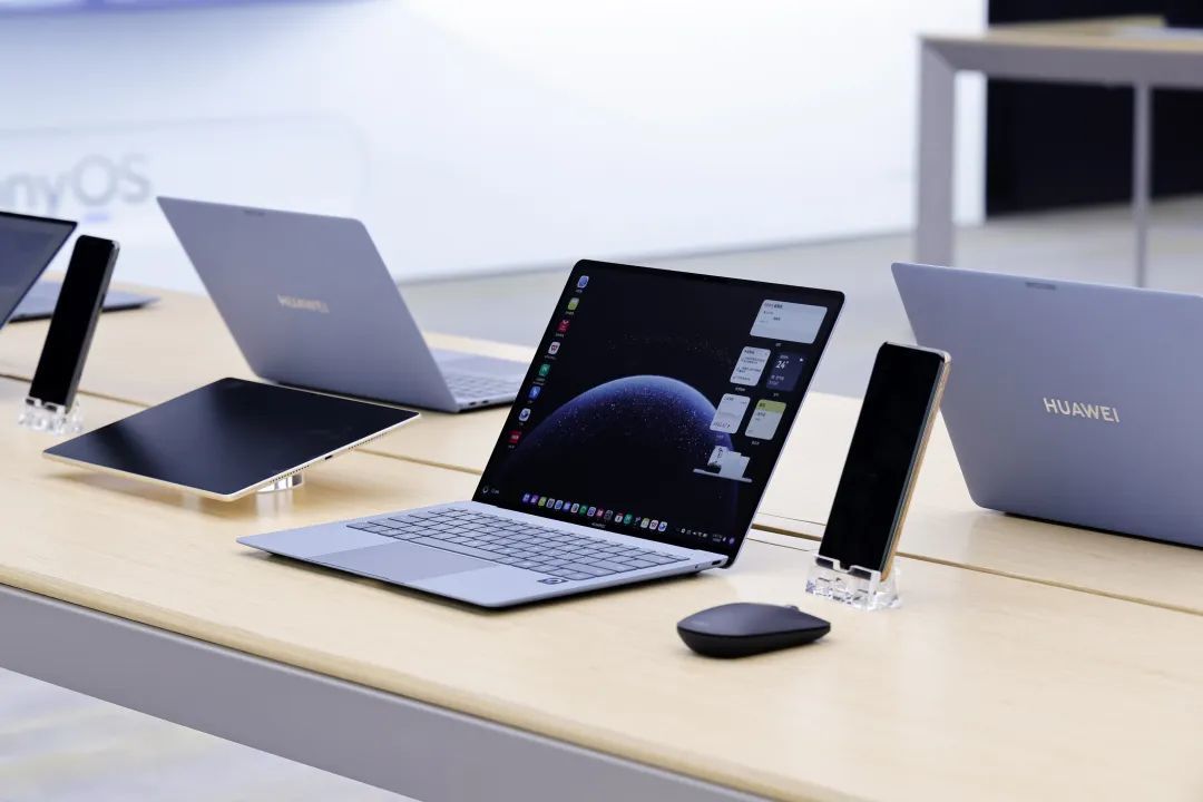 余承东的“诺曼底登陆”：鸿蒙PC发布，中国能否打破PC系统垄断？