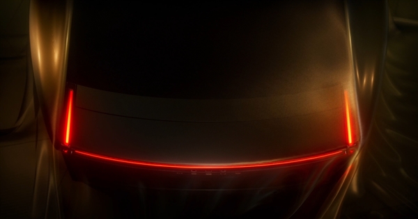 大溜背的GT纯电轿跑！小鹏全新P7官宣：棱角分明赛博感十足