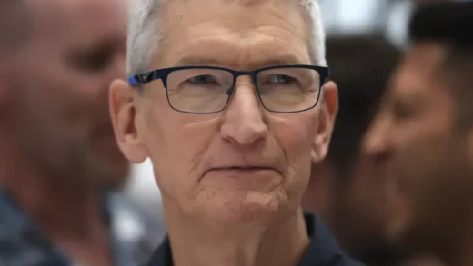 苹果多灾多难的一年 库克急赴白宫找妥协方案？