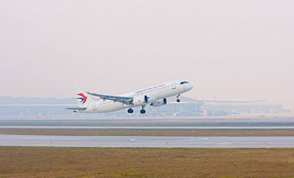 美国暂停向中国商飞出售发动机技术