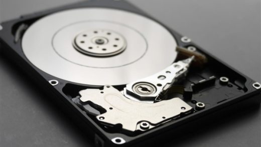 日常存数据 监控盘和企业盘你选谁