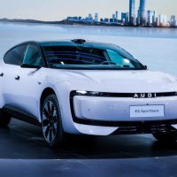 BBA 们开始学着中国车企做豪华