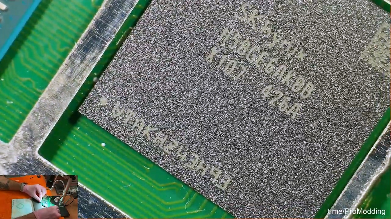 任天堂 Switch 2 游戏掌机首拆：定制英伟达 GMLX30-A1 芯片