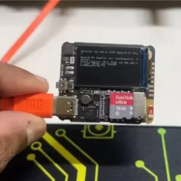 全球最小Linux计算机问世：比护照还小 带屏带麦功能全