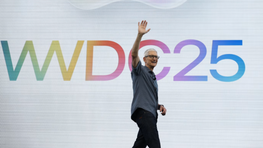 苹果WWDC开幕 外媒热议：AI王炸跳票 美学设计成主角