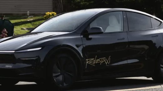 特斯拉Robotaxi真车首曝：6月22日试运营