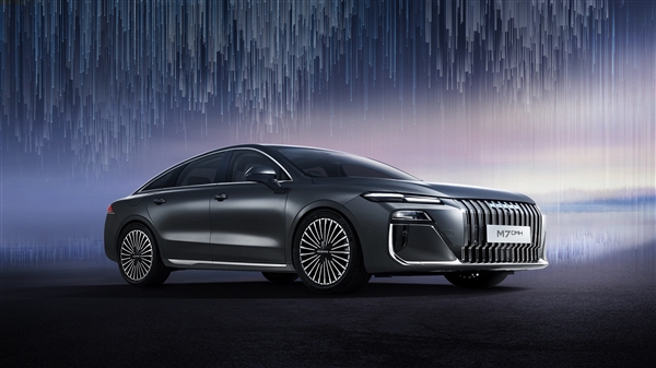 前劳斯莱斯设计师打造 荣威M7 DMH官图发布：气场感受下