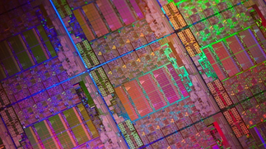 英特尔董事：蚀刻技术将取代光刻成芯片制造核心