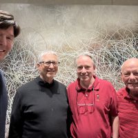 微软创始人比尔·盖茨与Linux 创始人Linus Torvalds 50年来首次碰面