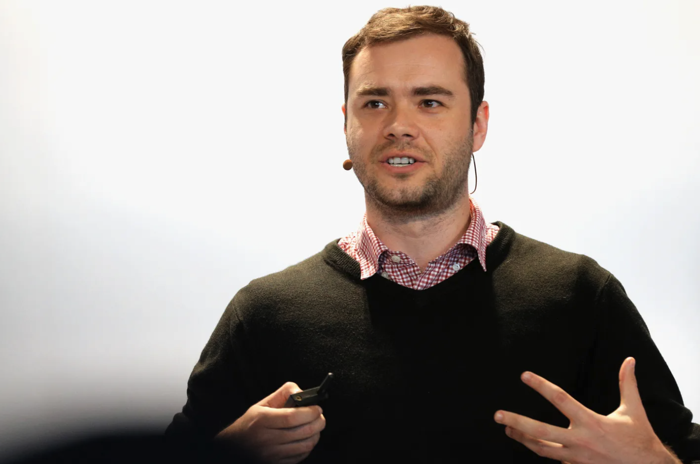 前 AI 主管向特斯拉 Robotaxi 泼冷水：自动驾驶问题远未解决