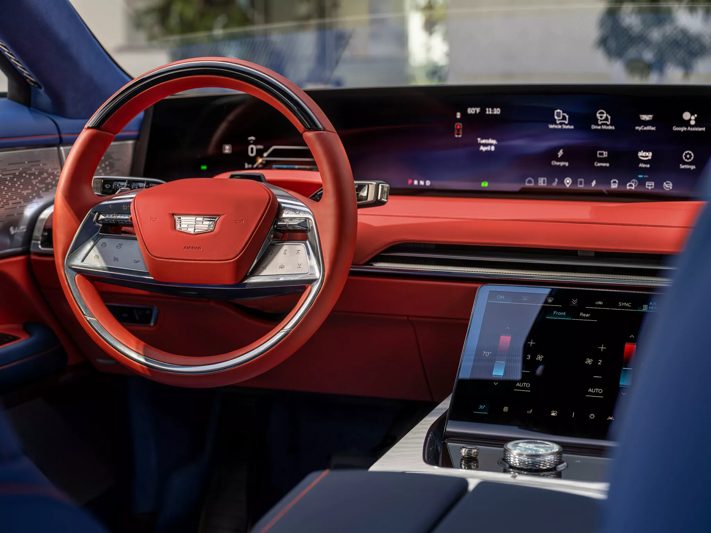 凯迪拉克重返超豪华汽车领域， 35 万美元的 Celestiq 启动交付