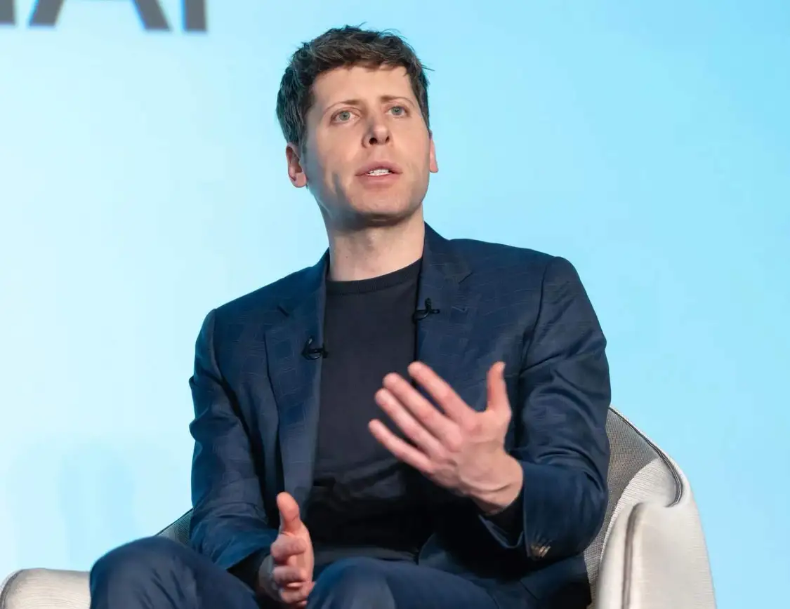 OpenAI与艾维合作新AI硬件细节曝光：不是这两种设备