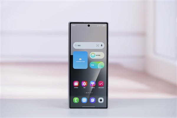 全球最轻的大折叠！三星Galaxy Z Fold7图赏