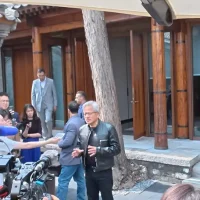 不只H20？黄仁勋：希望对华销售更好的芯片